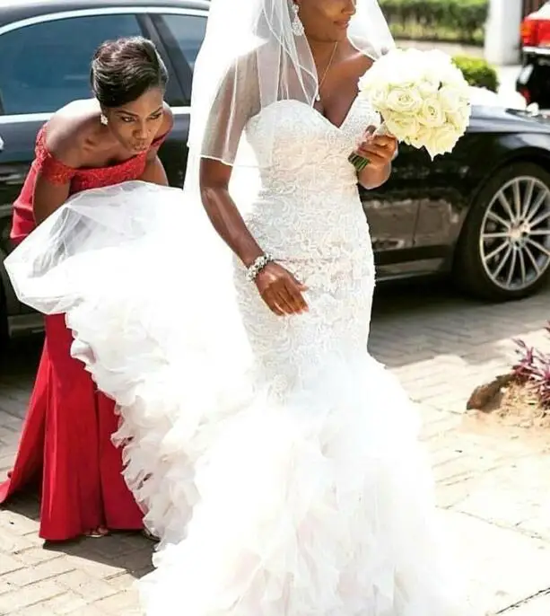 Потрясающие Милая размера плюс с оборками, украшенные стразами; Свадебные платья; Vestido Де Новия в африканском стиле; Туфли на шнурках для нев...
Потрясающие Милая размера плюс с оборками, украшенные стразами; Свадебные платья; Vestido Де Новия в африканском стиле; Туфли на шнурках для нев...