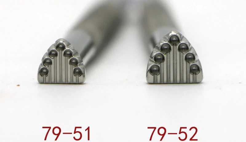 Diy Handmade Leather Leather Carving Stainless Steel Advanced Printing Tool Carved Carving Double Row Flower Heart 
Diy Handmade Leather Leather Carving Stainless Steel Advanced Printing Tool Carved Carving Double Row Flower Heart