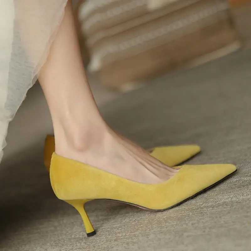 KemeKiss New Women High Heel Shies Thin Heel Real Leather Women Shoes Fashion Party Shoes Women Footwear Size 34-39
KemeKiss New Women High Heel Shies Thin Heel Real Leather Women Shoes Fashion Party Shoes Women Footwear Size 34-39