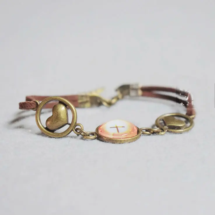 Christian Bracelet Handmade Cross Love Bracelet Alloy Jewelry Youth Summer Camp Christmas Gifts, Church Gifts, Church Souvenirs 
Christian Bracelet Handmade Cross Love Bracelet Alloy Jewelry Youth Summer Camp Christmas Gifts, Church Gifts, Church Souvenirs