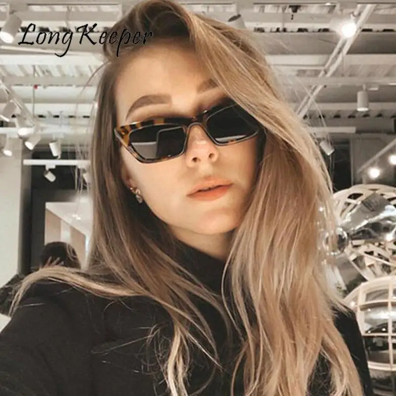 2022 Vintage Women Sunglasses Cat eye Eyewear Brand Designer Retro Sunglasses Female Sexy Oculos de sol UV Street Shot Outdoor
2022 Vintage Women Sunglasses Cat eye Eyewear Brand Designer Retro Sunglasses Female Sexy Oculos de sol UV Street Shot Outdoor