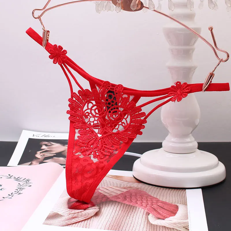 Romantic Sexy Embroidery Underwear Women Hollow Out Panties G- String Temptation Thong See Through Bikini Tangas Female Lingerie
Romantic Sexy Embroidery Underwear Women Hollow Out Panties G- String Temptation Thong See Through Bikini Tangas Female Lingerie