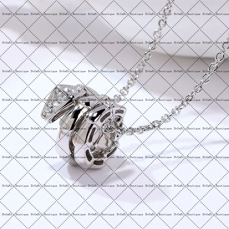 Original S925 Sterling Silver Necklace High Quality Fashion Zircon Serpentine Necklace Ladies Evening Dress Luxury Jewelry Gift
Original S925 Sterling Silver Necklace High Quality Fashion Zircon Serpentine Necklace Ladies Evening Dress Luxury Jewelry Gift