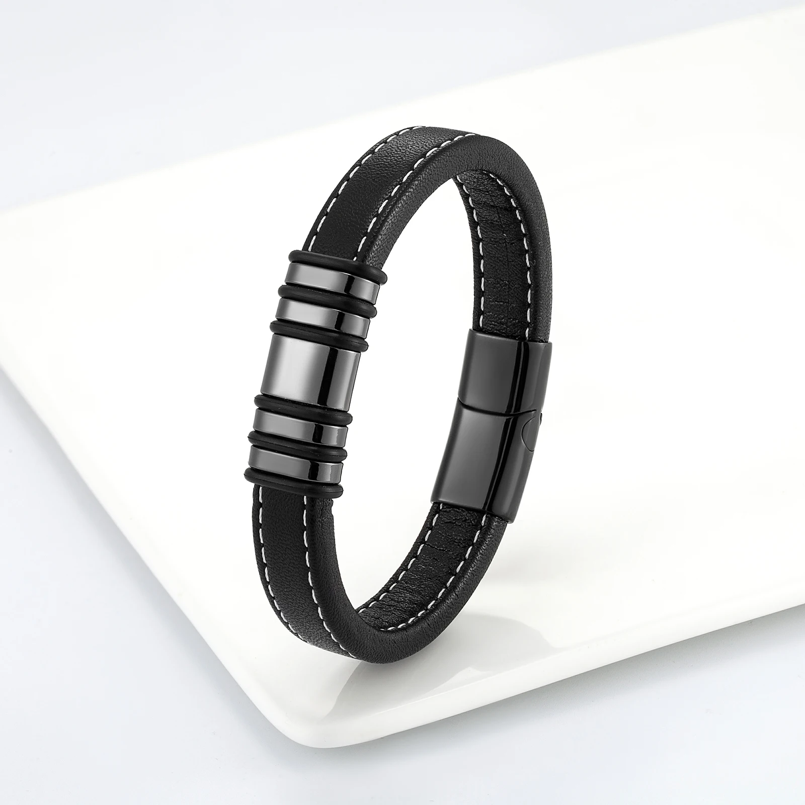 2021 New Fashion Simple Punk Style 5 Ring Stainless Steel Men's Classic Bracelet Black Wide Leather Rope Charm Bracelet
2021 New Fashion Simple Punk Style 5 Ring Stainless Steel Men's Classic Bracelet Black Wide Leather Rope Charm Bracelet