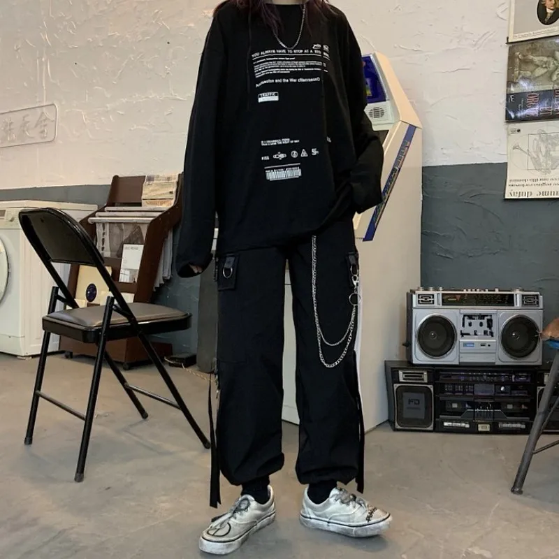 Korean high waist women ankle-length clothings cargo pants women hip hop style casual pants students couple loose sweatpants
Korean high waist women ankle-length clothings cargo pants women hip hop style casual pants students couple loose sweatpants