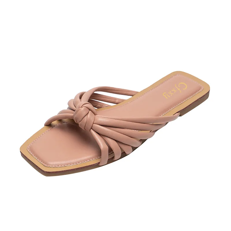 2021 Summer Women's Slippers Fashion Woven Hollow Out Design Comfortable Square Head Flat-bottomed Female Sandals Woman Shoes 
2021 Summer Women's Slippers Fashion Woven Hollow Out Design Comfortable Square Head Flat-bottomed Female Sandals Woman Shoes