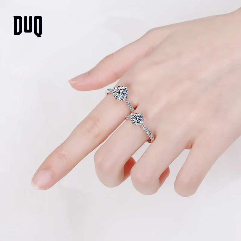 DUQ Light Inlay arm SNOW Style Nice 925 Silver Diamond Moissanite Ring Jewelry Classic Wedding Party Anniversary Ring For Women
DUQ Light Inlay arm SNOW Style Nice 925 Silver Diamond Moissanite Ring Jewelry Classic Wedding Party Anniversary Ring For Women