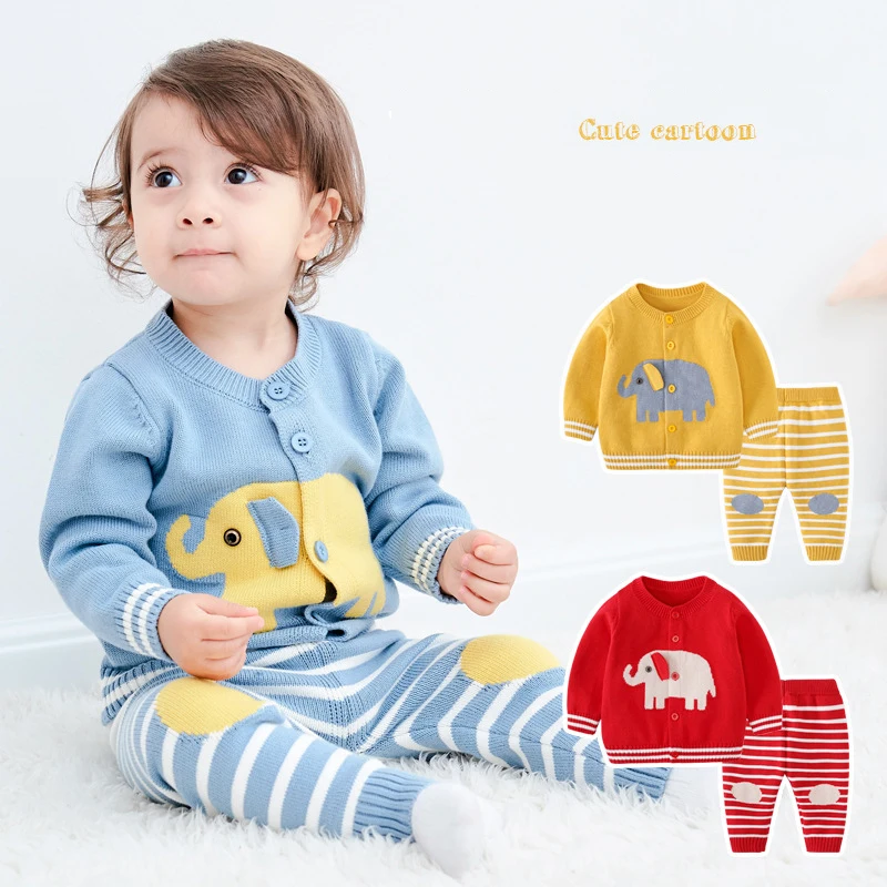 Трикотажный кардиган для младенцев, на осень/зиму 
Трикотажный кардиган для младенцев, на осень/зиму