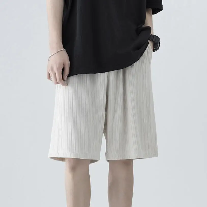 2021 Summer Pleated Shorts Men's Fashion Casual Ice Silk Shorts Men Streetwear Loose Wide-leg Black Shorts Beach Shorts w2148
2021 Summer Pleated Shorts Men's Fashion Casual Ice Silk Shorts Men Streetwear Loose Wide-leg Black Shorts Beach Shorts w2148