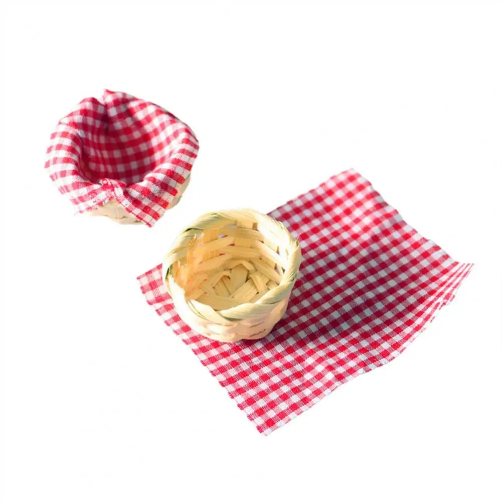 Simulation Shooting Props Scene Decor Mini Bamboo Basket for Dollhouse Accessory
Simulation Shooting Props Scene Decor Mini Bamboo Basket for Dollhouse Accessory
