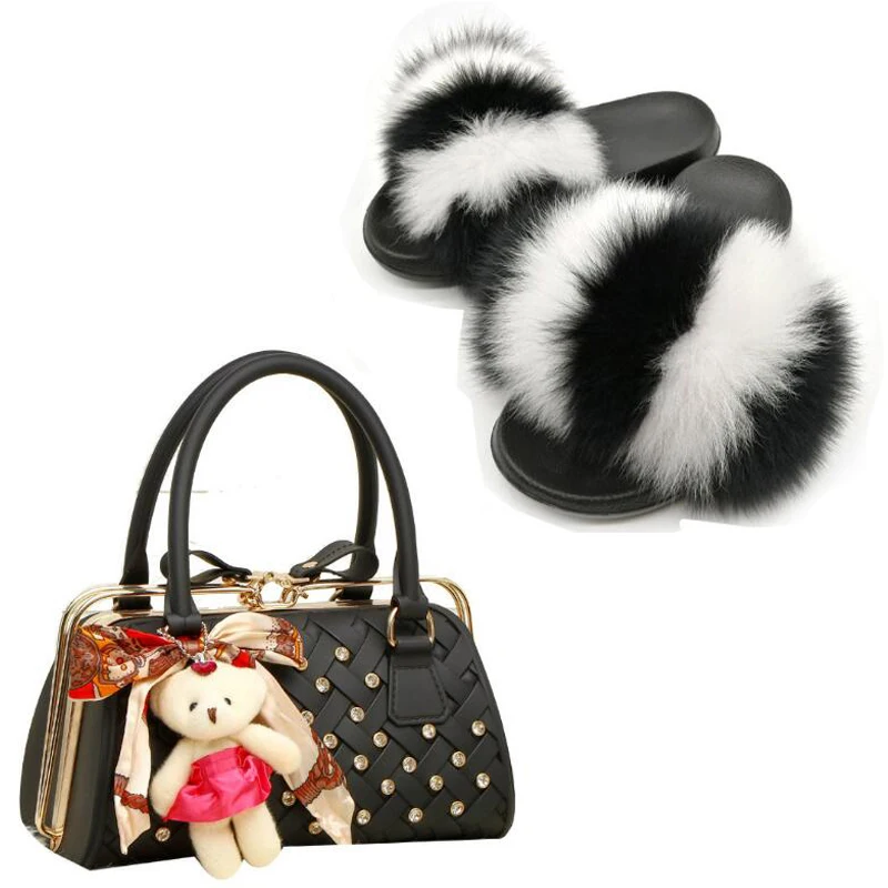 Ladies Summer Real Fox Fur Slippers Fashion Handbag Fur Slides Shiny Jelly Bag Party Plush Slippers Shoes Bag Furry Slippers 
Ladies Summer Real Fox Fur Slippers Fashion Handbag Fur Slides Shiny Jelly Bag Party Plush Slippers Shoes Bag Furry Slippers