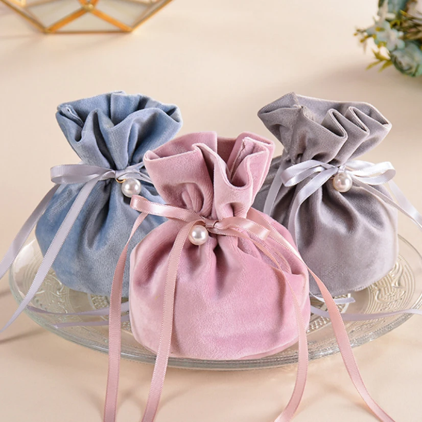 Candy Bags Gift Wrap Velvet Wedding Favors for Guests Drawstring for Jewelry Christmas Gift Packaging Kawaii Bag Organizer
Candy Bags Gift Wrap Velvet Wedding Favors for Guests Drawstring for Jewelry Christmas Gift Packaging Kawaii Bag Organizer