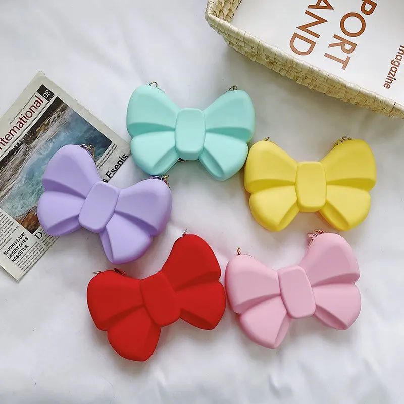 Small Bow-Knot Shaped Crossbody Bags for Women 2021 Pvc Jelly Shoulder Bag Girls Mini Candy Color Coin Purses Cute Women's Bag
Small Bow-Knot Shaped Crossbody Bags for Women 2021 Pvc Jelly Shoulder Bag Girls Mini Candy Color Coin Purses Cute Women's Bag