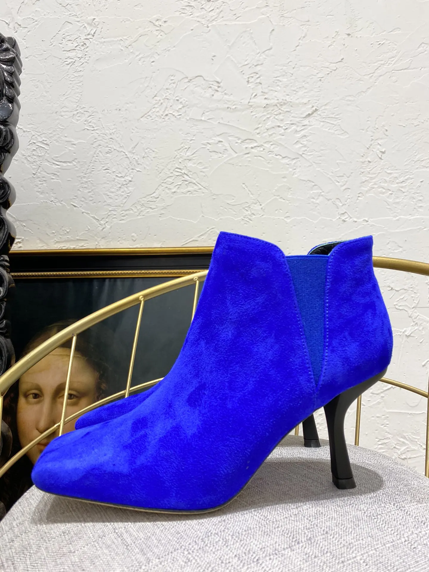 Designer Brand Luxury Women Shoes 2021 Spring Autumn Genuine Leather Ankle Boots High Heels Blue Cow Suede Ankle Slip-On Boots 
Designer Brand Luxury Women Shoes 2021 Spring Autumn Genuine Leather Ankle Boots High Heels Blue Cow Suede Ankle Slip-On Boots