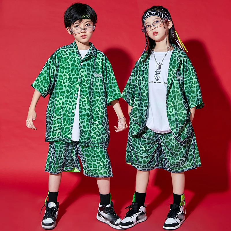 Children Summer Short Sleeves Shirts Shorts Green Leopard Hip Hop Outfits Girls Boys Jazz Drum Performance Stage Costume BL6725
Children Summer Short Sleeves Shirts Shorts Green Leopard Hip Hop Outfits Girls Boys Jazz Drum Performance Stage Costume BL6725