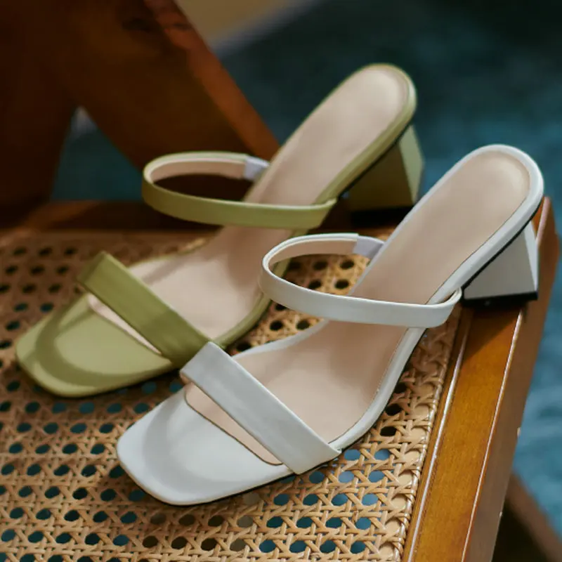 2021 Summer High Heels slippers For Women Genuine Leather Female sandals Newest Fashion Party Prom Shoes Woman
2021 Summer High Heels slippers For Women Genuine Leather Female sandals Newest Fashion Party Prom Shoes Woman