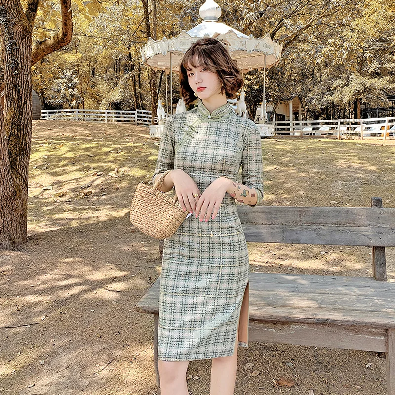 Женское платье Ципао, элегантное Замшевое платье в клетку с принтом, сексуальное облегающее платье в китайском стиле, винтажный воротник-ст...
Женское платье Ципао, элегантное Замшевое платье в клетку с принтом, сексуальное облегающее платье в китайском стиле, винтажный воротник-ст...