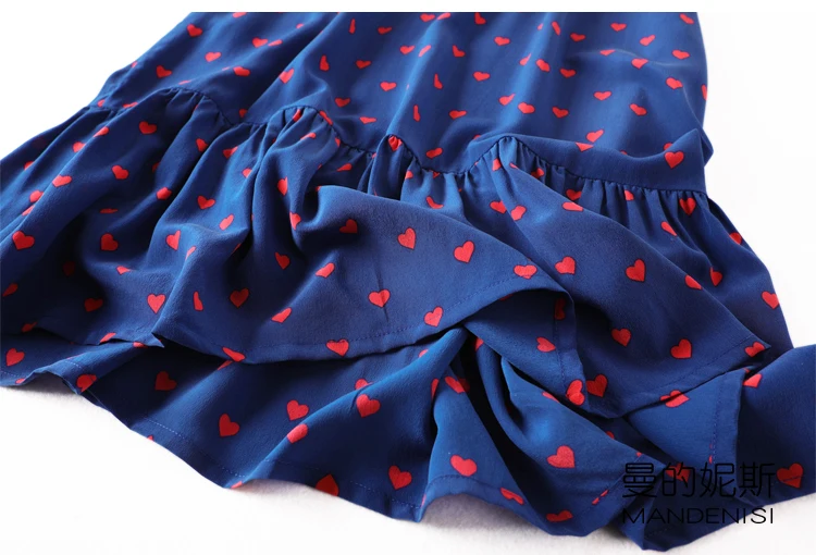 Women's 100% Pure Silk round neck short sleeve above knee Dress Blue Hearts M L XL MM005
Women's 100% Pure Silk round neck short sleeve above knee Dress Blue Hearts M L XL MM005