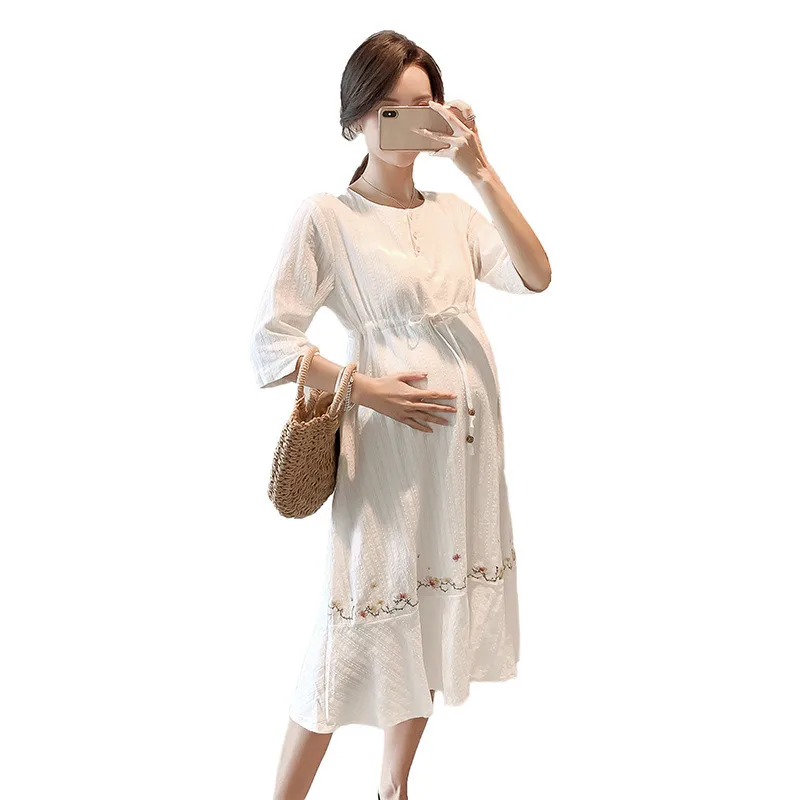 2020 Cotton Pregnant Dresses Summer Half Sleeve Maternity Clothing Embroidery flower pattern loose Pregnancy Dresses
2020 Cotton Pregnant Dresses Summer Half Sleeve Maternity Clothing Embroidery flower pattern loose Pregnancy Dresses