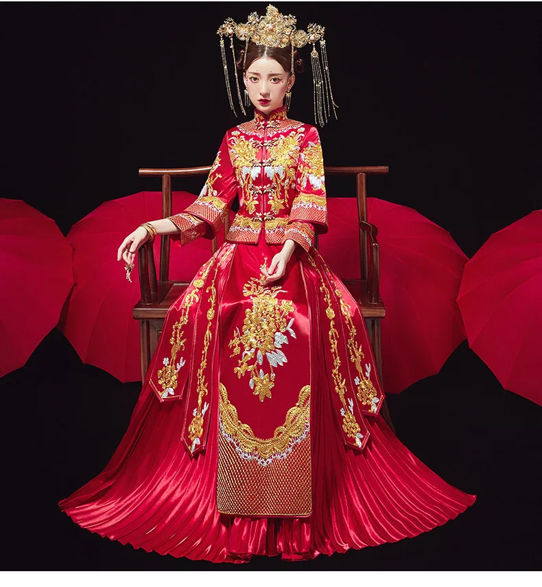 Red Evening Dress Chinese Wedding Bride Cheongsam Traditional Embroidery Long Qipao Women Gown Clothing
Red Evening Dress Chinese Wedding Bride Cheongsam Traditional Embroidery Long Qipao Women Gown Clothing