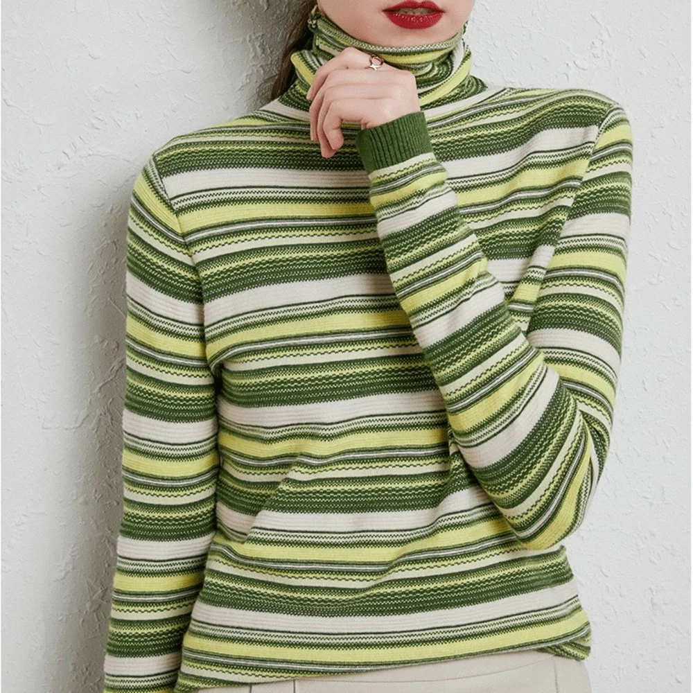 Женский шерстяной свитер в полоску, с длинным рукавом и высоким воротником
Женский шерстяной свитер в полоску, с длинным рукавом и высоким воротником
