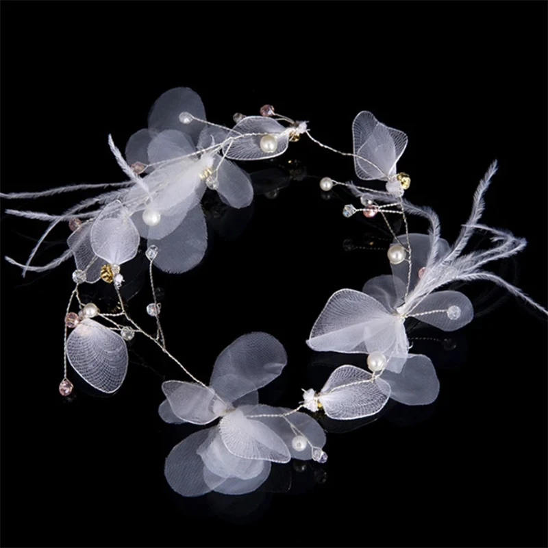 Bridal headwear pearl feather silk yarn headband wedding party headdress hair band hair accessory
Bridal headwear pearl feather silk yarn headband wedding party headdress hair band hair accessory