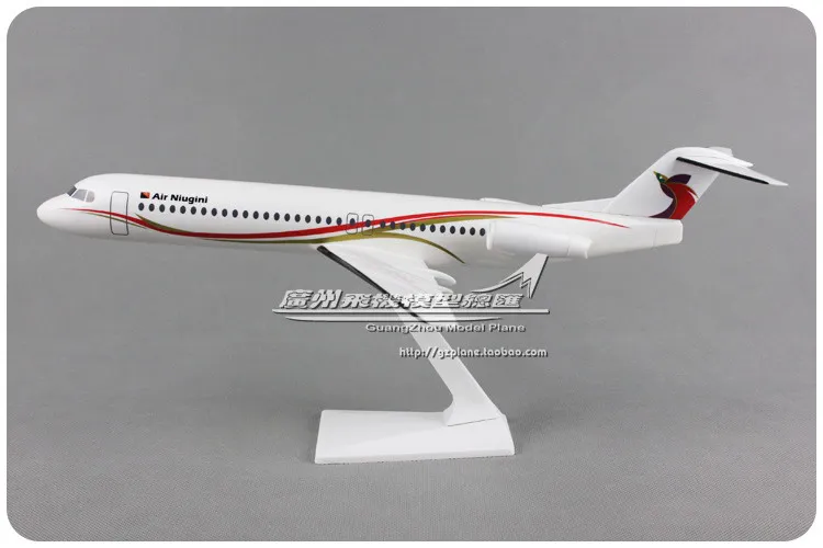37 см Гвинея авиакомпаний AIR NIUGINI Fokker F-100 1: 100 Пластик собранные Самолеты Модель Рождественский подарок на день рождения
37 см Гвинея авиакомпаний AIR NIUGINI Fokker F-100 1: 100 Пластик собранные Самолеты Модель Рождественский подарок на день рождения