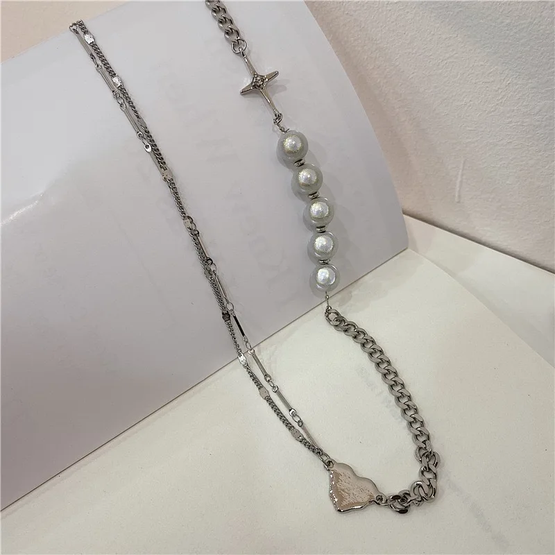 Women Necklaces Creative Reflective Beads Pendant Clavicle Chain Silver Color Necklace Fashion Birthday Party Female Jewelry
Women Necklaces Creative Reflective Beads Pendant Clavicle Chain Silver Color Necklace Fashion Birthday Party Female Jewelry