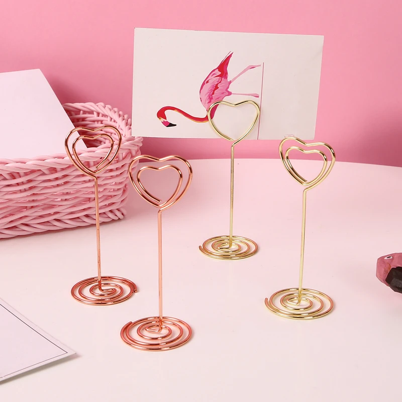 2Pcs Romantic Heart Shaped Card Storage Holders Rack Party Signs Photograph Holder Wedding Bithday Party Decor
2Pcs Romantic Heart Shaped Card Storage Holders Rack Party Signs Photograph Holder Wedding Bithday Party Decor