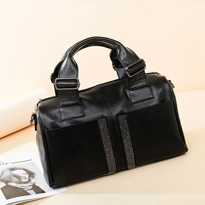 Women Luxury Fashion Genuine Leather Pillow Bag 2021 Diamond Decoration Ladies Shoulder Handbag Large-capacity Crossbody Torebka
Women Luxury Fashion Genuine Leather Pillow Bag 2021 Diamond Decoration Ladies Shoulder Handbag Large-capacity Crossbody Torebka