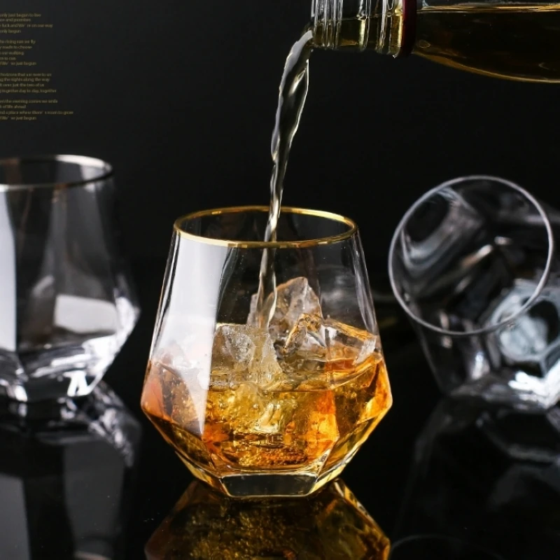 Бокал с геометрическим рисунком и бриллиантами, чашка для чая, креативные бокалы для виски, бокалы для коктейлей, вина, настольные кофейные ...
Бокал с геометрическим рисунком и бриллиантами, чашка для чая, креативные бокалы для виски, бокалы для коктейлей, вина, настольные кофейные ...