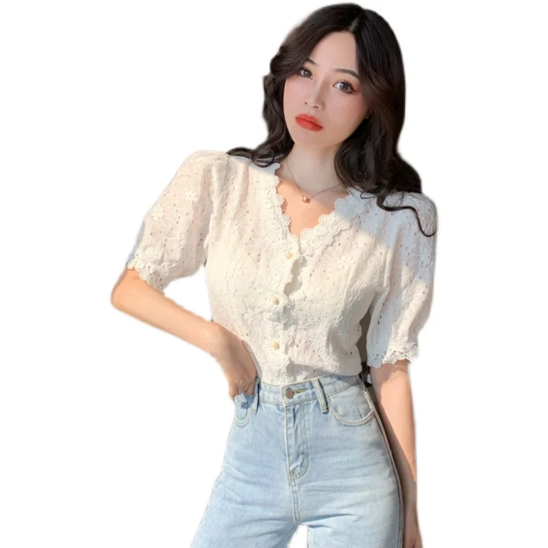 COIGARSAM Floral Shirt Womens tops New Lace Single Breasted Hollow Out V-Neck Women shirts White Purple 5839
COIGARSAM Floral Shirt Womens tops New Lace Single Breasted Hollow Out V-Neck Women shirts White Purple 5839