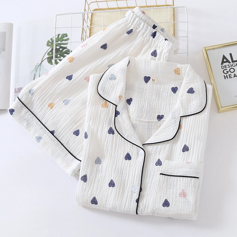 Japanese Summer New Ladies Cotton Gauze Short Sleeve Shorts Pajamas Suit Cute Heart-Shaped Thin Section Home Service Suit Woman
Japanese Summer New Ladies Cotton Gauze Short Sleeve Shorts Pajamas Suit Cute Heart-Shaped Thin Section Home Service Suit Woman
