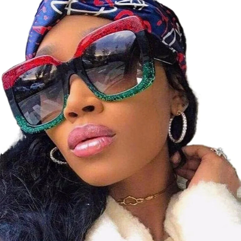 Europe and The United States New Sunglasses Flash Box Personality Decoration Men's and Women's Glasses Fashion Style
Europe and The United States New Sunglasses Flash Box Personality Decoration Men's and Women's Glasses Fashion Style