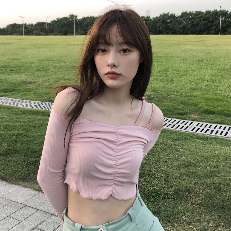 2021spring and Summer New Inspirational Design Stylish Niche off-Shoulder Top Women's Long Sleeve Short Slimming T-shirt 
2021spring and Summer New Inspirational Design Stylish Niche off-Shoulder Top Women's Long Sleeve Short Slimming T-shirt