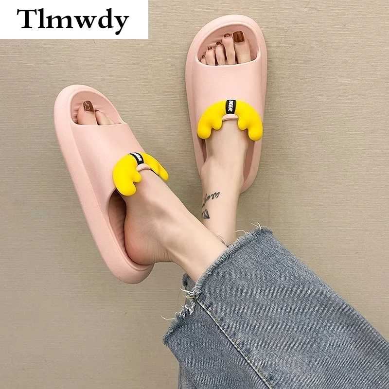 2021 Summer New Lazy Beach Slippers Women's Shoes One-word Sandals Women's Slippers Antlers Thick-soled Casual Shoes for Woman
2021 Summer New Lazy Beach Slippers Women's Shoes One-word Sandals Women's Slippers Antlers Thick-soled Casual Shoes for Woman