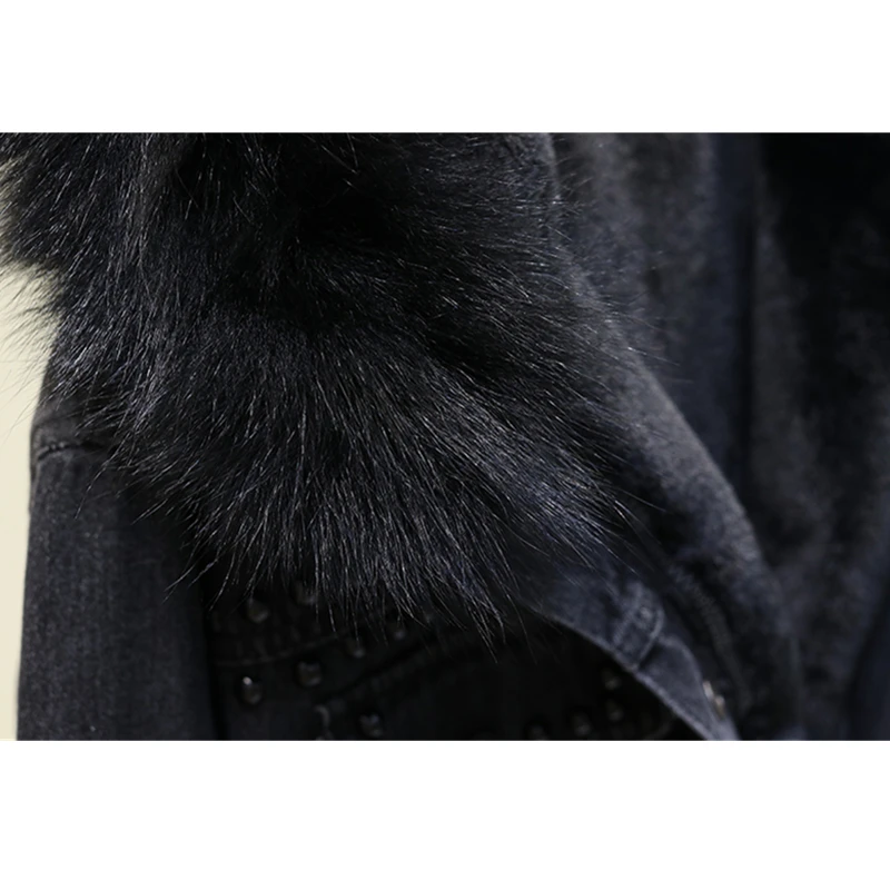 Winter New Denim Jacket Women Korean Natural Fur Collar Removable Fleece Thick Hooded Jean Cotton-Padded Coat Female Parkas H831
Winter New Denim Jacket Women Korean Natural Fur Collar Removable Fleece Thick Hooded Jean Cotton-Padded Coat Female Parkas H831