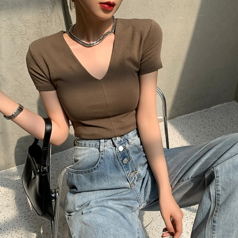 2021 Summer New Girls Sheath V-neck Cotton Short Sleeve Simple T shirts Tops Ladies Solid Basic Slim Tees Shirts For Women
2021 Summer New Girls Sheath V-neck Cotton Short Sleeve Simple T shirts Tops Ladies Solid Basic Slim Tees Shirts For Women