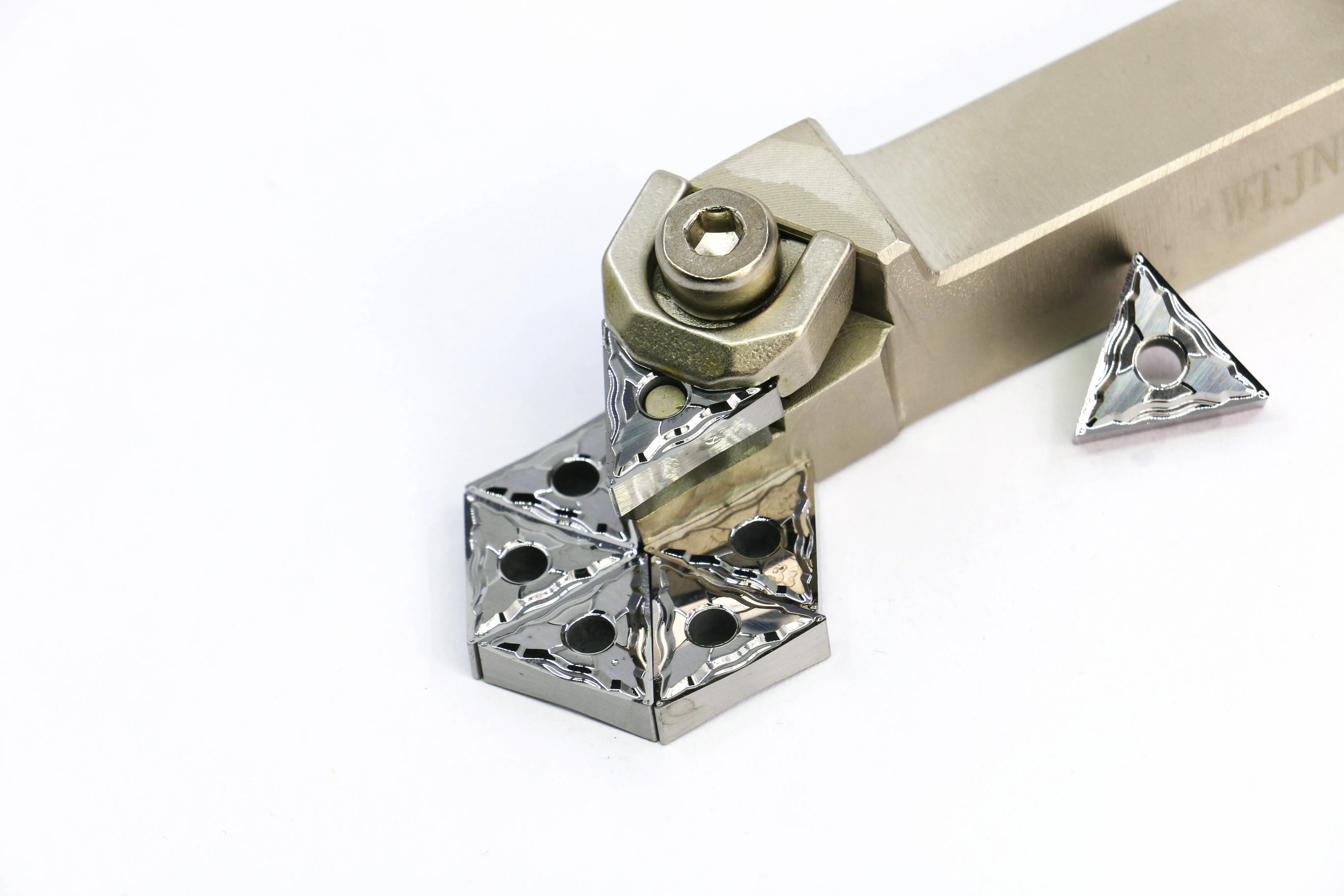 High quality turning tool insert with spare parts Aluminum cutter 10pcs TNMG160408 external holder cutting inserts
High quality turning tool insert with spare parts Aluminum cutter 10pcs TNMG160408 external holder cutting inserts