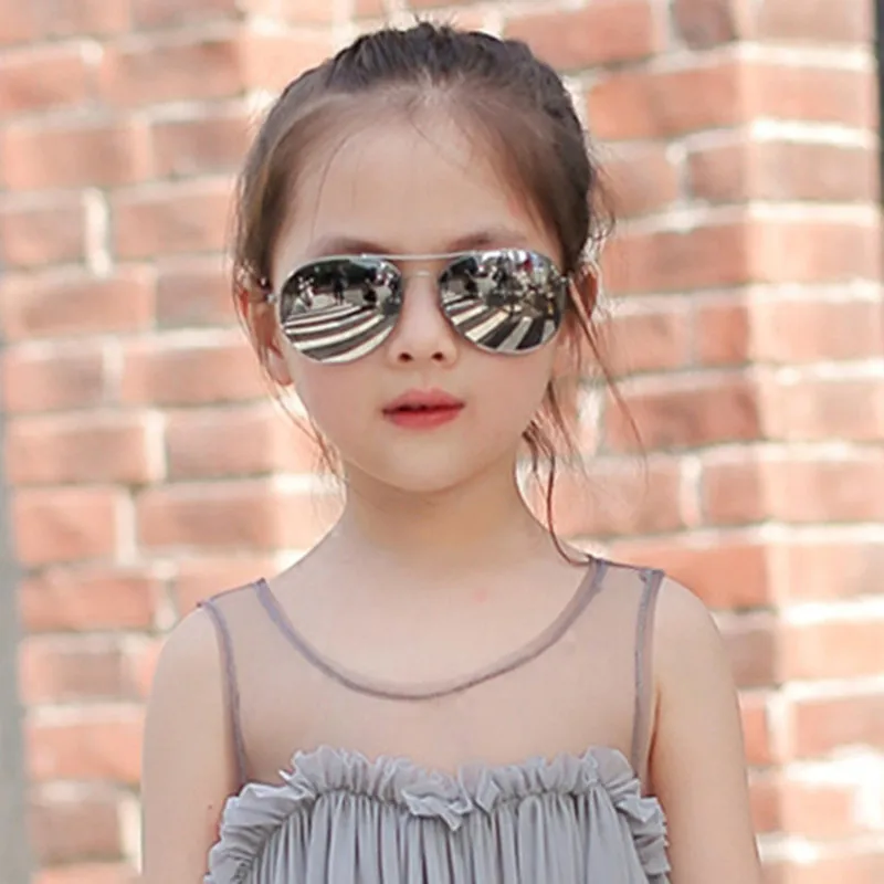 Fashion Sunglasses Brand Design Children Girl and boy Sun Glasses 100% UV400 Protection Oculos De Sol Gafas Lunette Soleil 3025
Fashion Sunglasses Brand Design Children Girl and boy Sun Glasses 100% UV400 Protection Oculos De Sol Gafas Lunette Soleil 3025