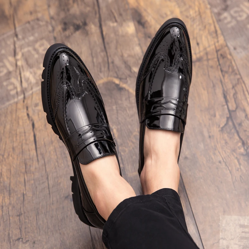 2019 hot brand men's shoes high quality Oxford shoes British style men's leather dress shoes business flat shoes without laces 
2019 hot brand men's shoes high quality Oxford shoes British style men's leather dress shoes business flat shoes without laces