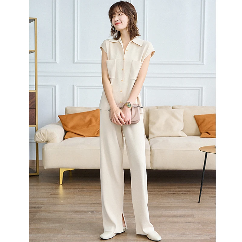 Suits Women Two Pieces Set Top+Pants 65% Silk Blended Turn-down Collar Sleeveless Elegant Style 2 Colors Ladies New Fashion
Suits Women Two Pieces Set Top+Pants 65% Silk Blended Turn-down Collar Sleeveless Elegant Style 2 Colors Ladies New Fashion
