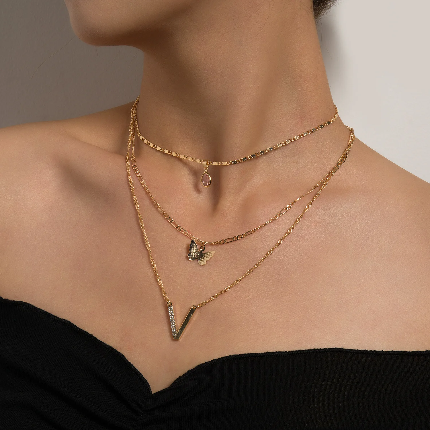 Butterfly Necklace Diamond V-shaped Butterfly Drop-shaped Pendant Multi-layer Necklace
Butterfly Necklace Diamond V-shaped Butterfly Drop-shaped Pendant Multi-layer Necklace