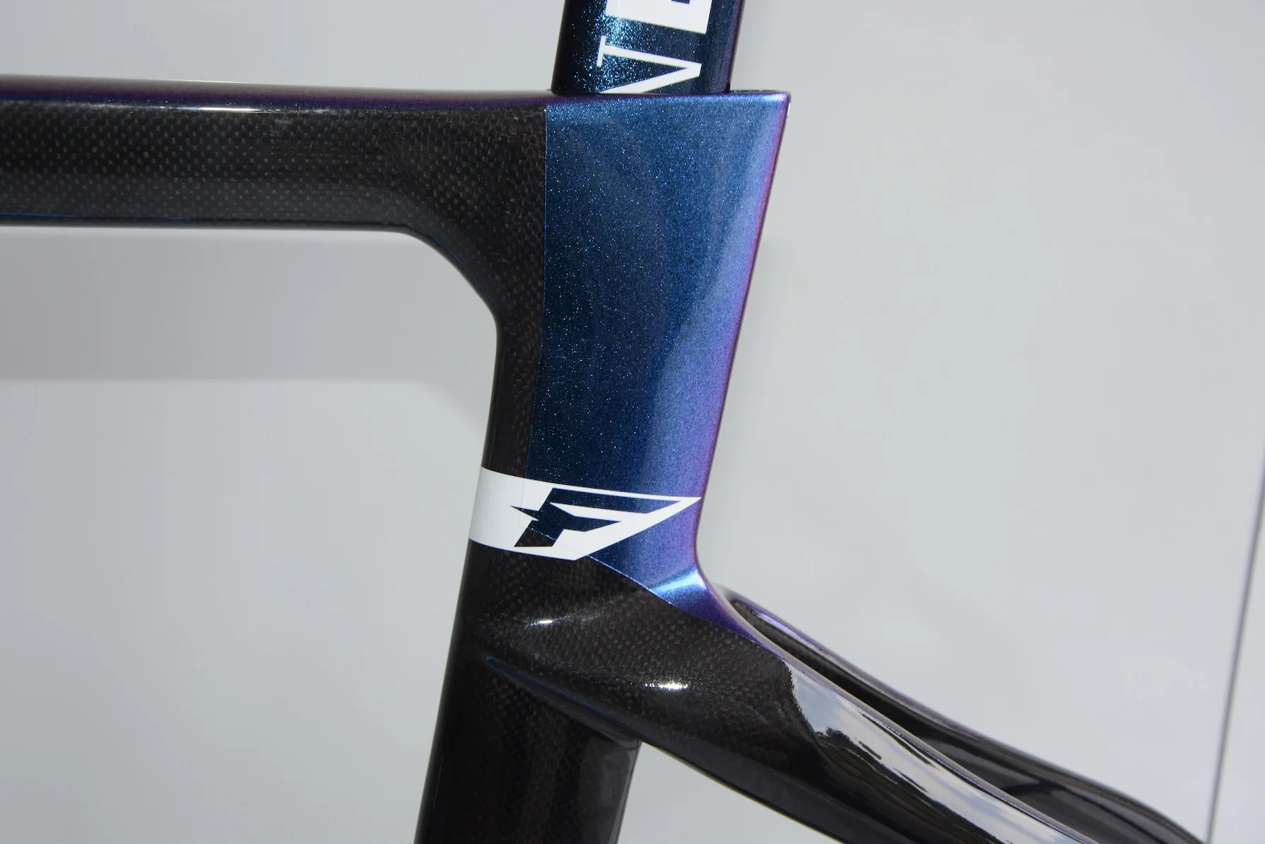 TOP T1100 F Frame Road Carbon F14 Bike Frame V Rim Disc Brake Bicycle Frameset + Fork + Seatpost + Clamp + Headset+Handlebar
TOP T1100 F Frame Road Carbon F14 Bike Frame V Rim Disc Brake Bicycle Frameset + Fork + Seatpost + Clamp + Headset+Handlebar