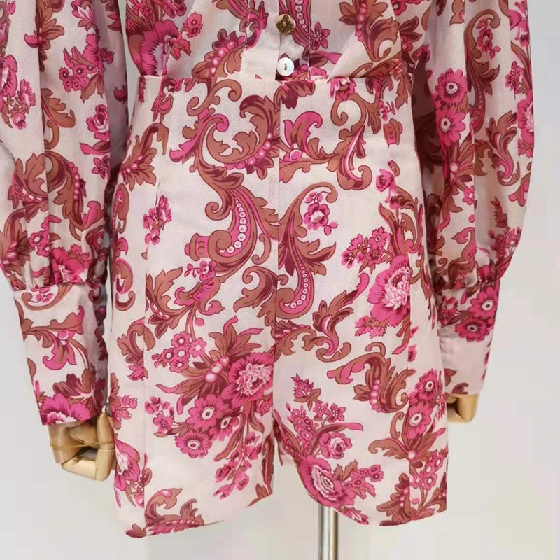 Print Casual Two Piece Set For Women Stand Collar Lantern Long Sleeve Shirt High Waist Shorts Hit Color Sets Female 
Print Casual Two Piece Set For Women Stand Collar Lantern Long Sleeve Shirt High Waist Shorts Hit Color Sets Female