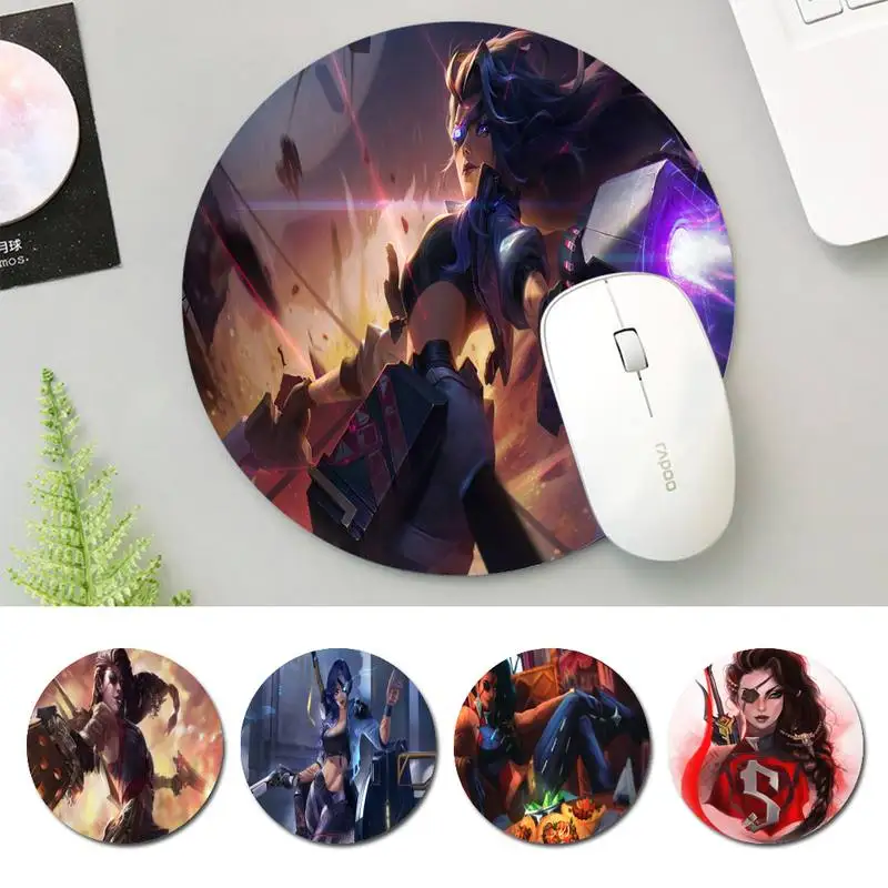 Popolar LOL Samira Mouse Mat Keyboard Mat Desk Durable Desktop Mousepad Rubber Gaming Round Mouse Pad Office Mouse Mat
Popolar LOL Samira Mouse Mat Keyboard Mat Desk Durable Desktop Mousepad Rubber Gaming Round Mouse Pad Office Mouse Mat