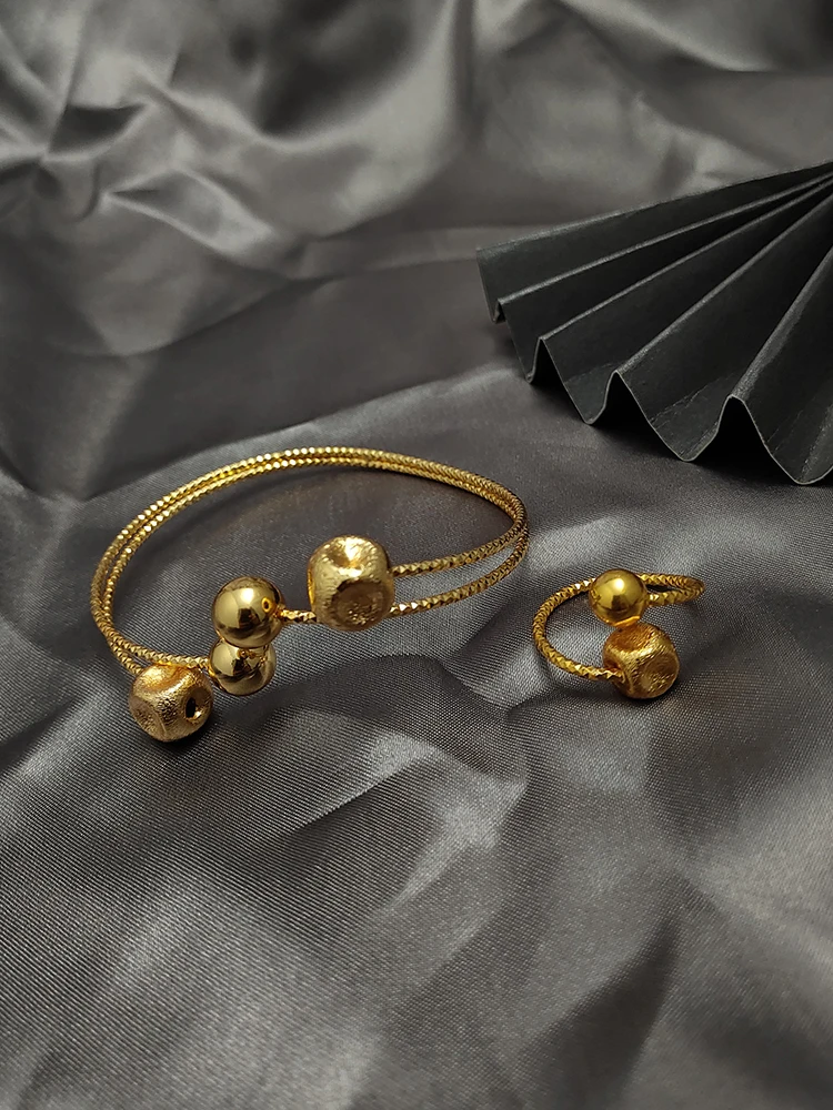 24K Gold Color Dubai Bangles For Women African Ethiopian Bracelets Round Wedding Jewelry Party Gifts Bijoux Comorien Dubai
24K Gold Color Dubai Bangles For Women African Ethiopian Bracelets Round Wedding Jewelry Party Gifts Bijoux Comorien Dubai