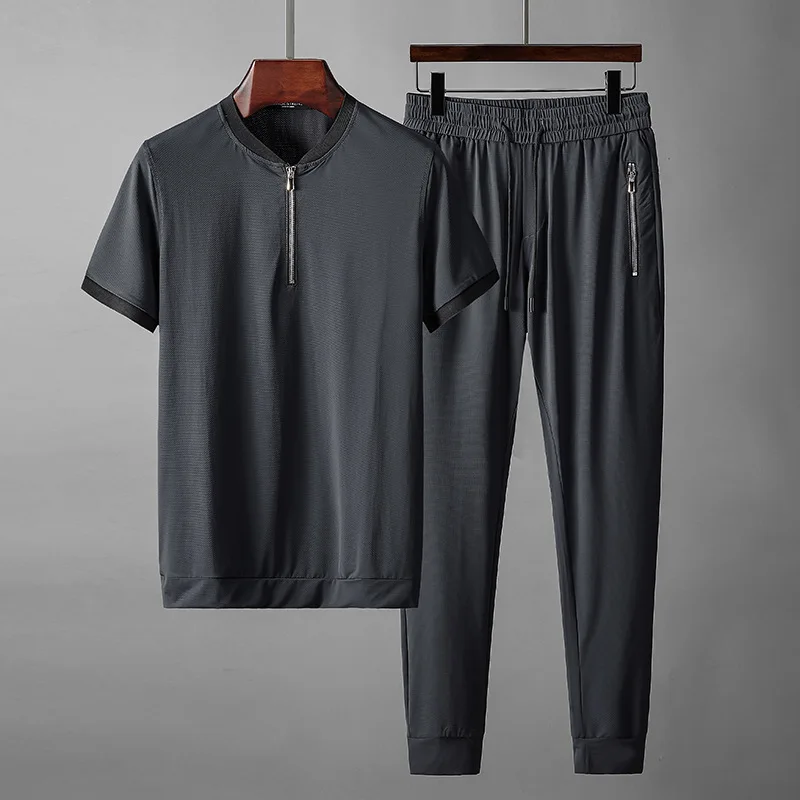 Hong Kong tide brand cool summer icy stretch sports suit men's lightweight breathable half zipper silky slim short sleeves
Hong Kong tide brand cool summer icy stretch sports suit men's lightweight breathable half zipper silky slim short sleeves