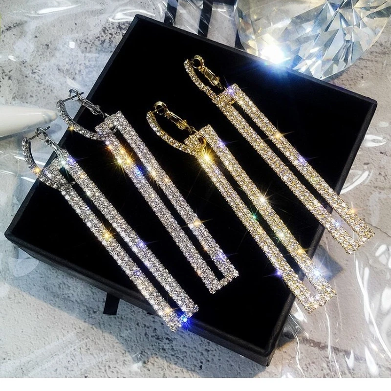 Personality Fashion Exagogue Diamond Set Rectangular Earring Geometry Simple Universal Earring Long Full Diamond Earring Women
Personality Fashion Exagogue Diamond Set Rectangular Earring Geometry Simple Universal Earring Long Full Diamond Earring Women