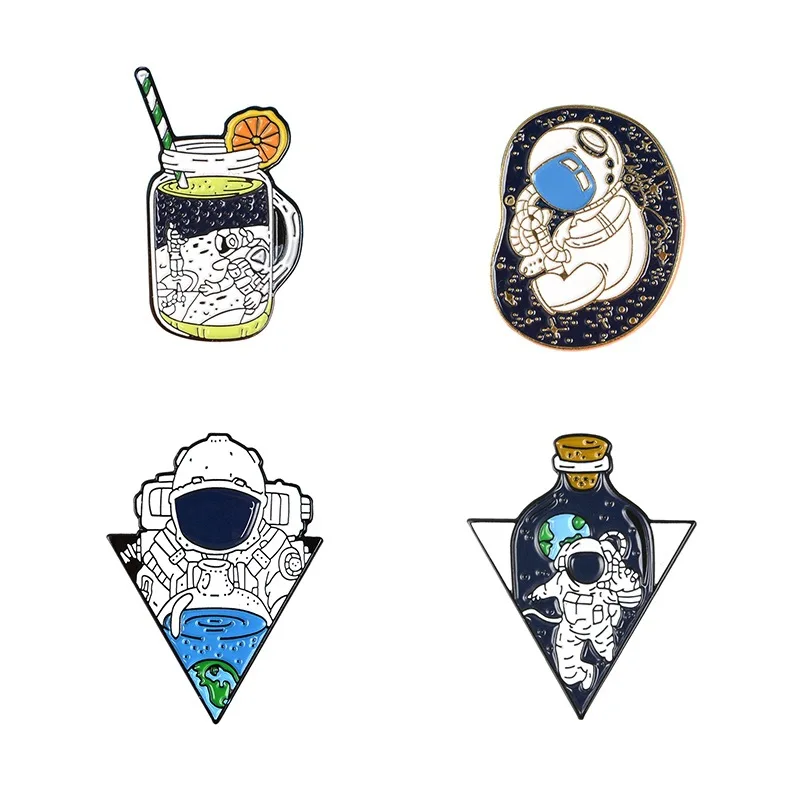 1pcs enamel alloy pin badge cartoon astronaut creative personality astronaut clothes luggage accessories brooch
1pcs enamel alloy pin badge cartoon astronaut creative personality astronaut clothes luggage accessories brooch
